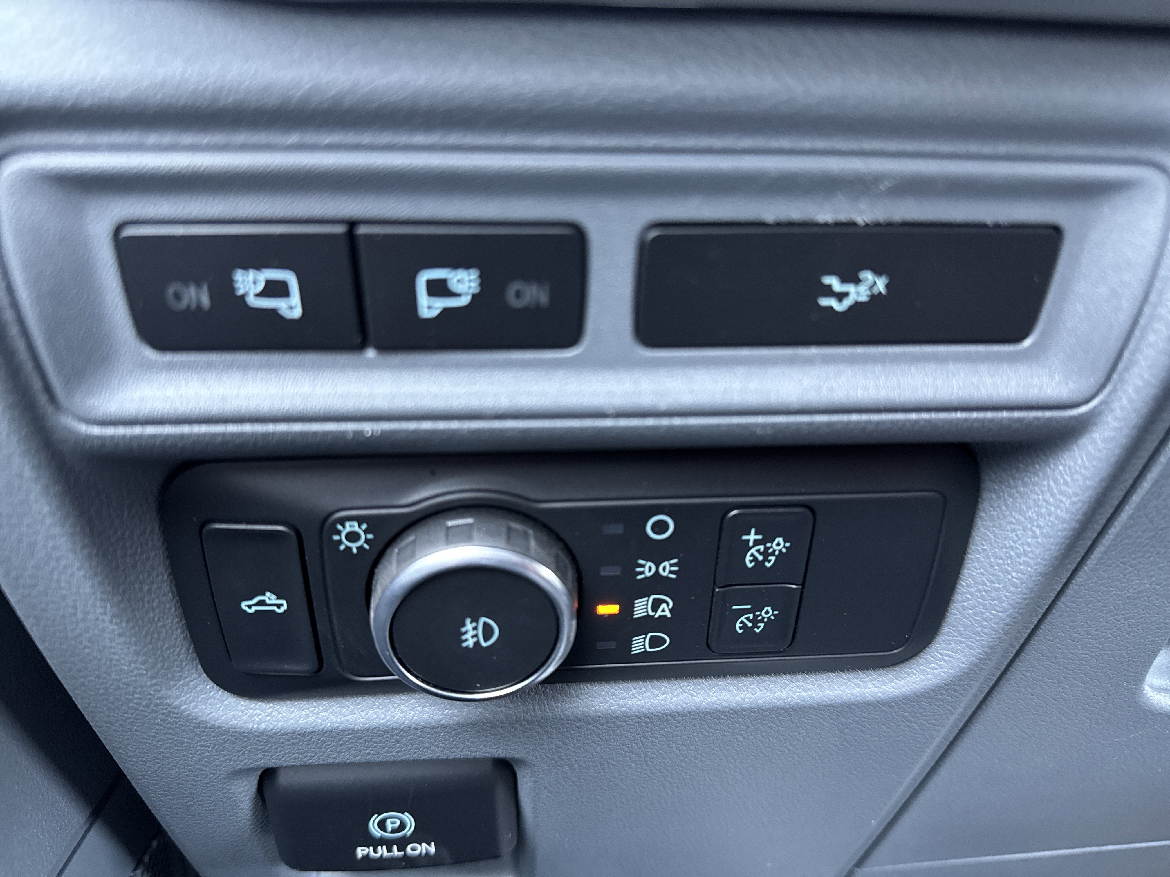 Certified 2022 Ford F150 XLT w/ Equipment Group 302A High image 14