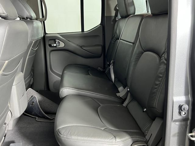 Used 2020 Nissan Frontier SV image 8