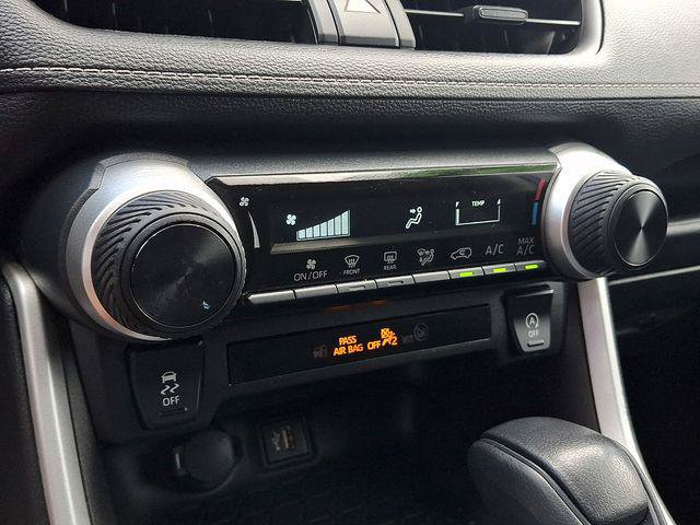 Certified 2023 Toyota RAV4 LE AWD/4WD image 11