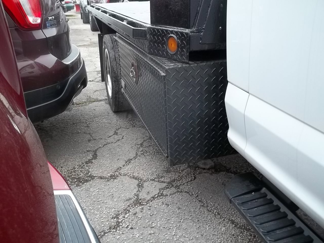 Used 2018 Ford F450 XL w/ Power Equipment Group image 4