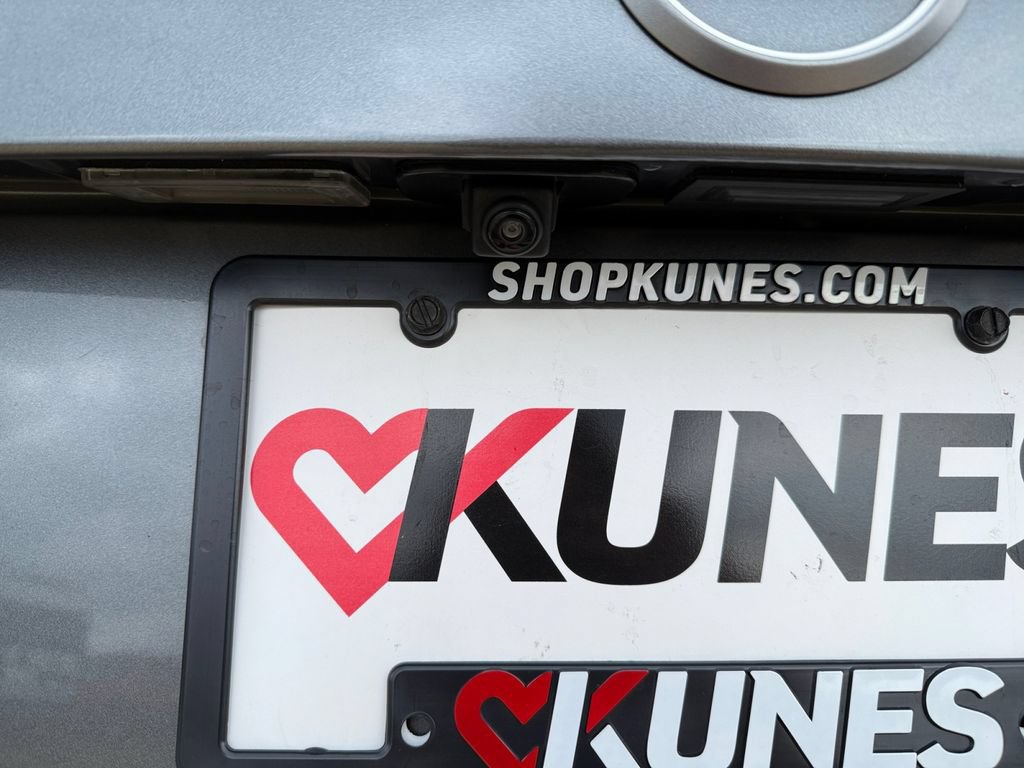 Used 2025 Nissan Sentra SV FWD image 28