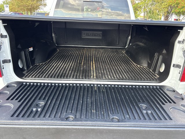 Used 2022 RAM 1500 Laramie AWD/4WD image 8