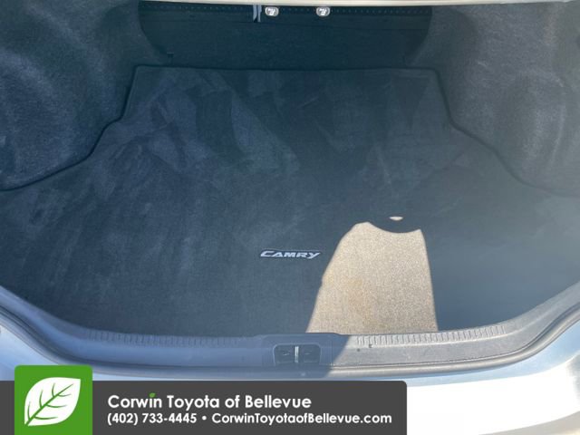 Used 2016 Toyota Camry SE FWD image 29
