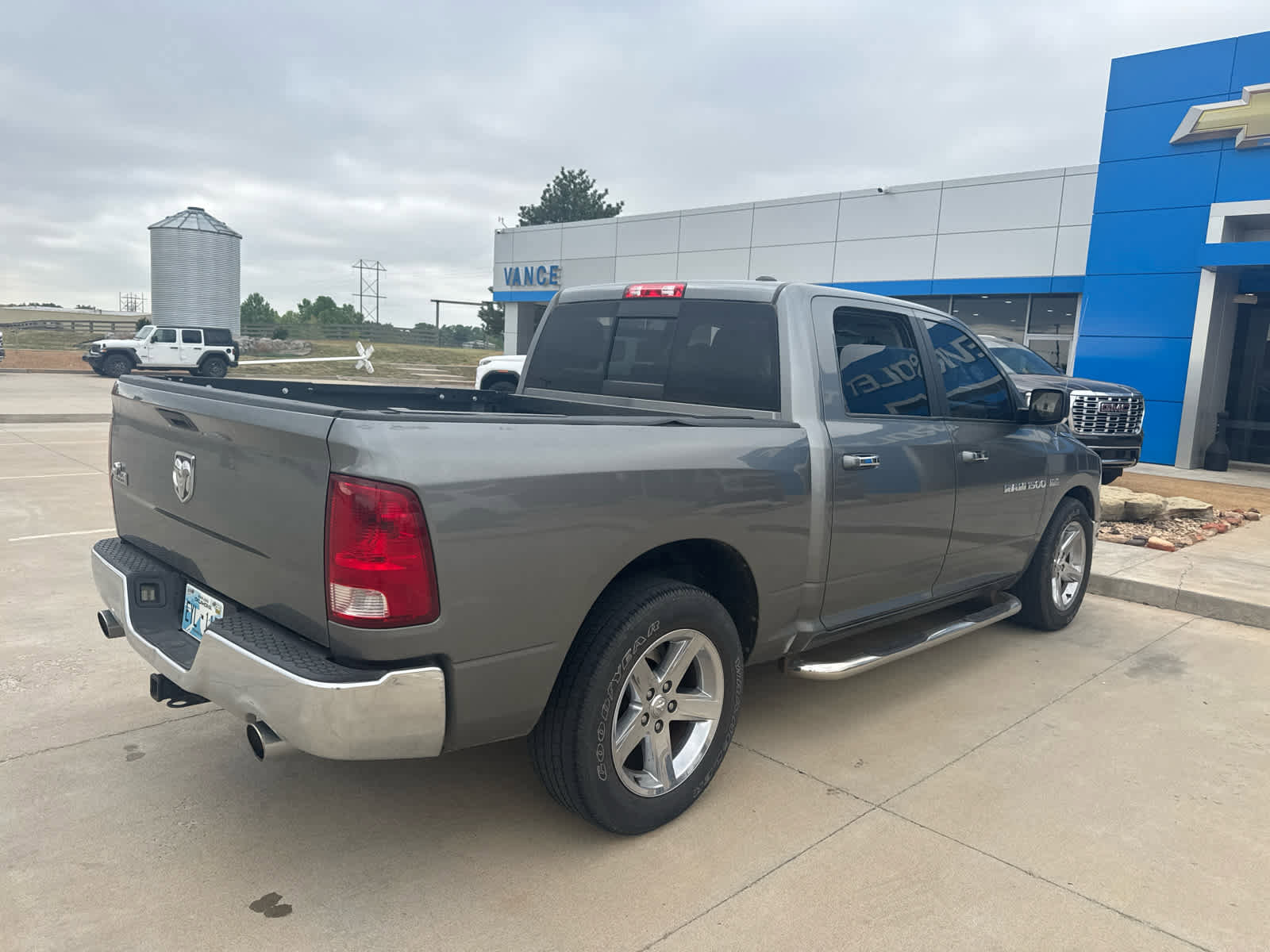 Used 2011 RAM 1500 Big Horn RWD image 9