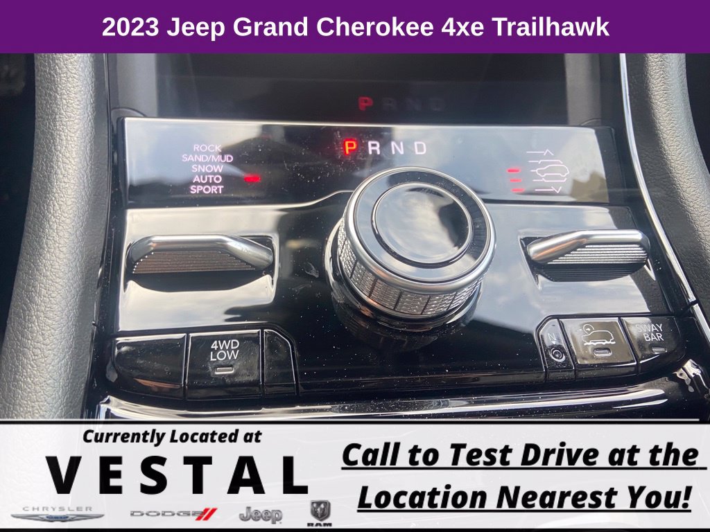 New 2023 Jeep Grand Cherokee Trailhawk AWD/4WD image 33