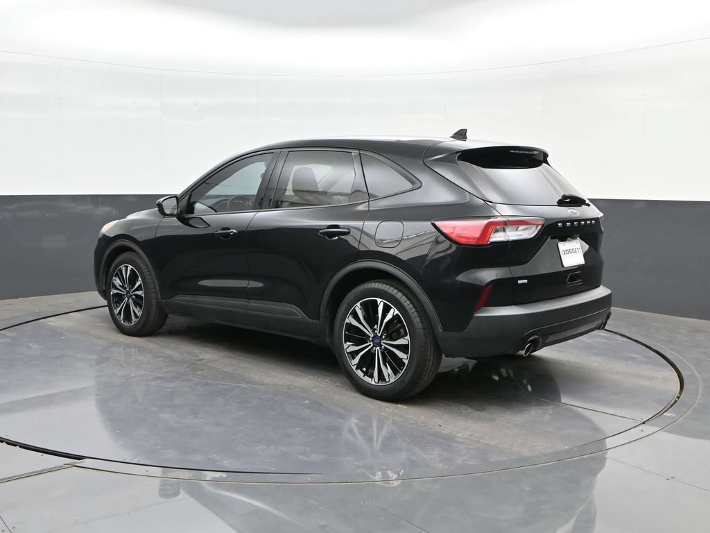 Used 2021 Ford Escape SE w/ SE Sport Appearance Package FWD image 5