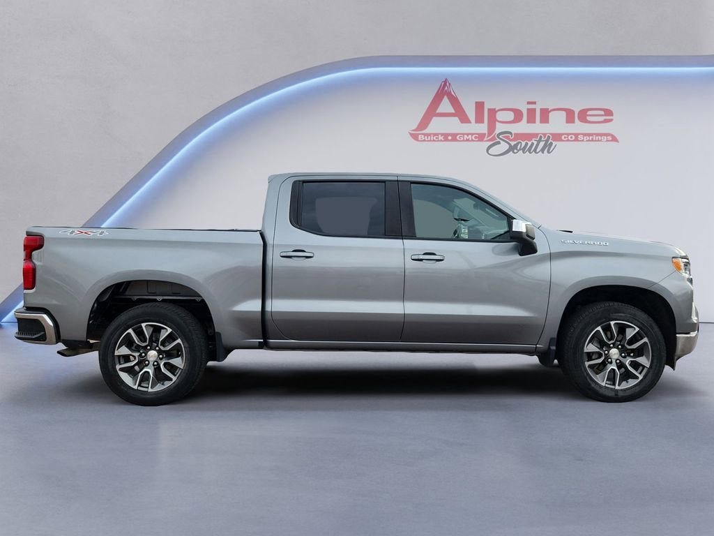 Used 2023 Chevrolet Silverado 1500 LT AWD/4WD image 6