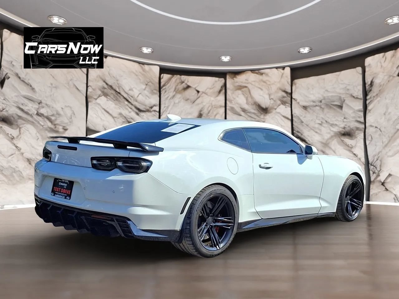 Used 2019 Chevrolet Camaro ZL1 RWD image 6