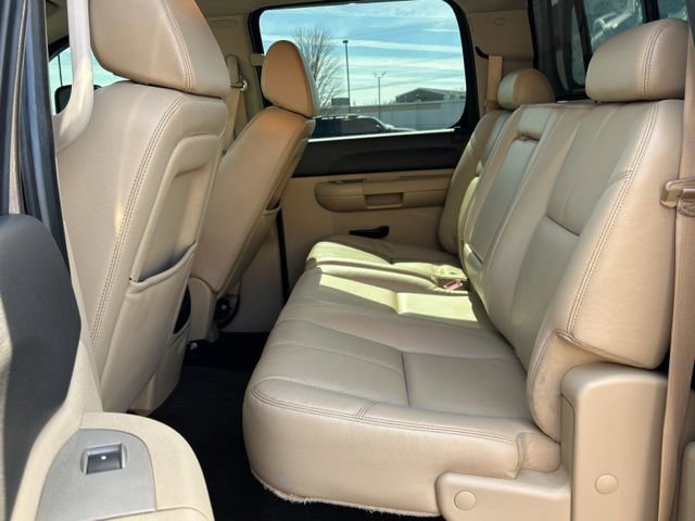 Used 2008 Chevrolet Silverado 2500 LT w/ 2LT Convenience Package image 18