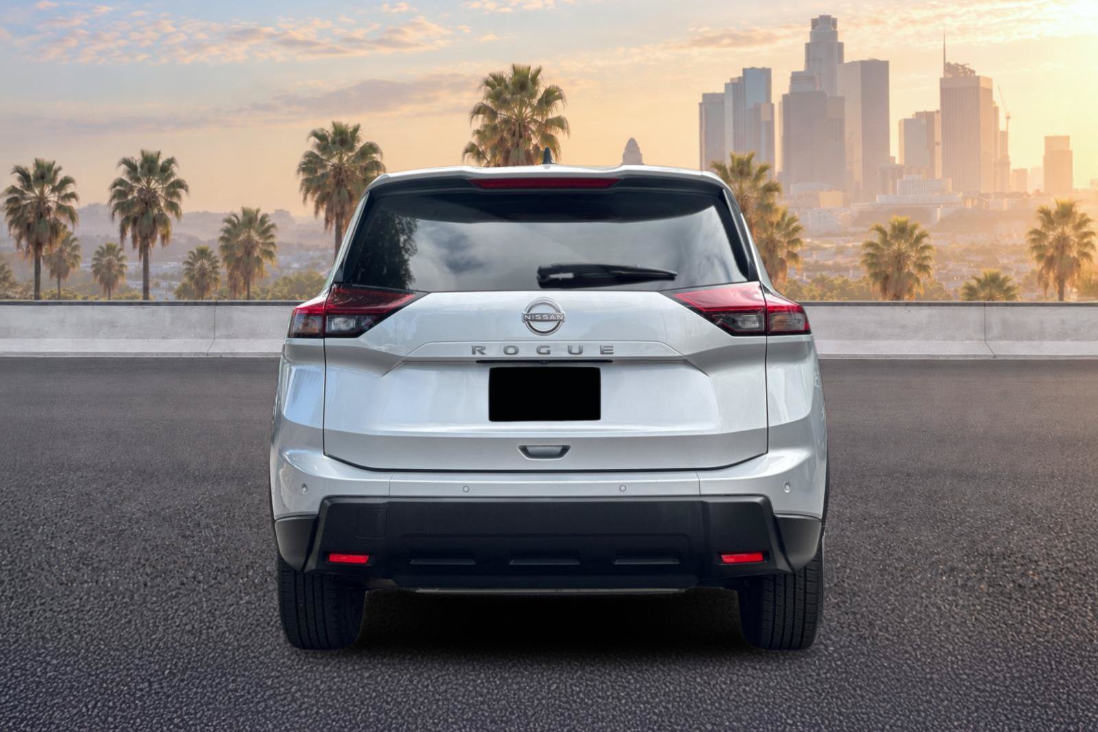 Used 2024 Nissan Rogue S FWD image 5