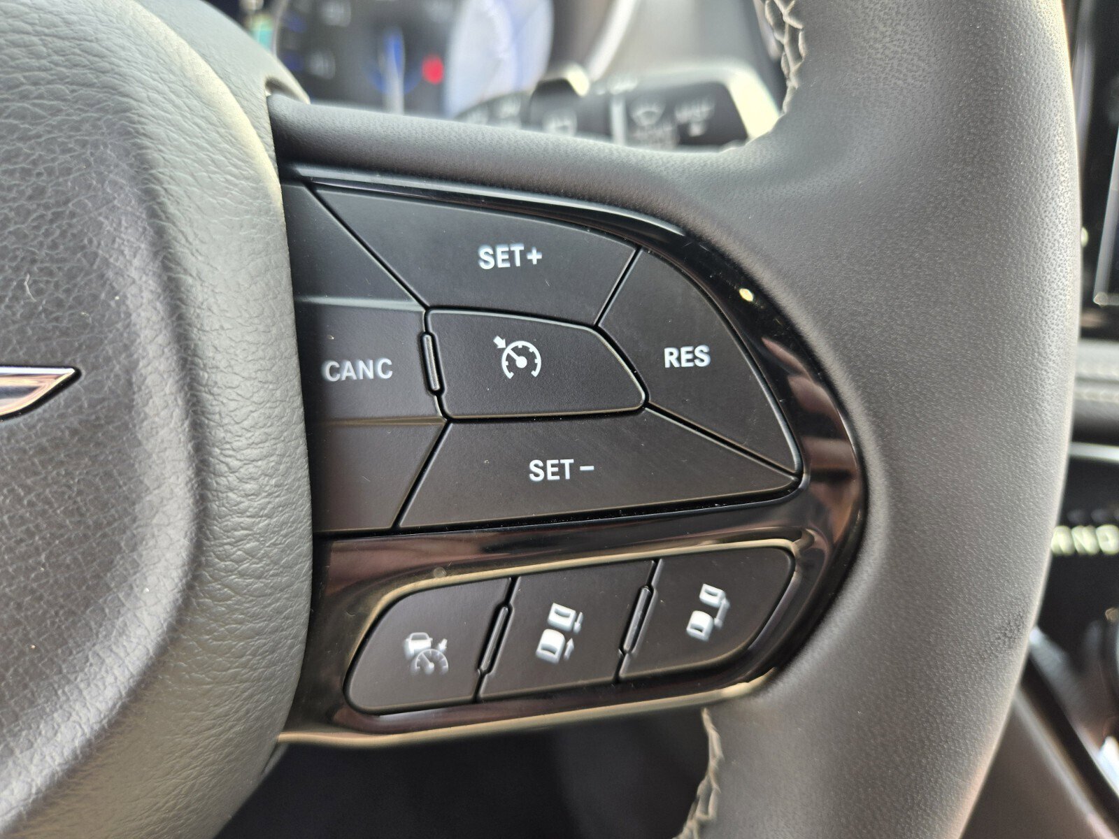 Used 2022 Chrysler Pacifica Touring-L w/ S Appearance Package image 27