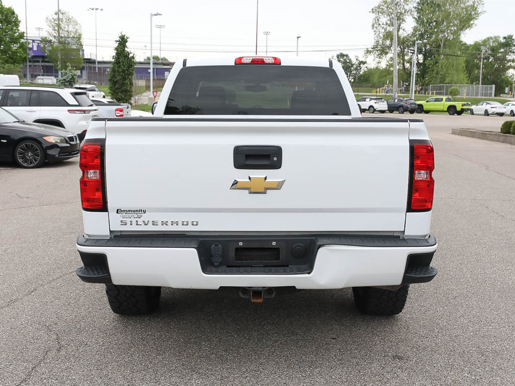 Used 2018 Chevrolet Silverado 1500 Custom w/ Custom Value Package AWD/4WD image 5