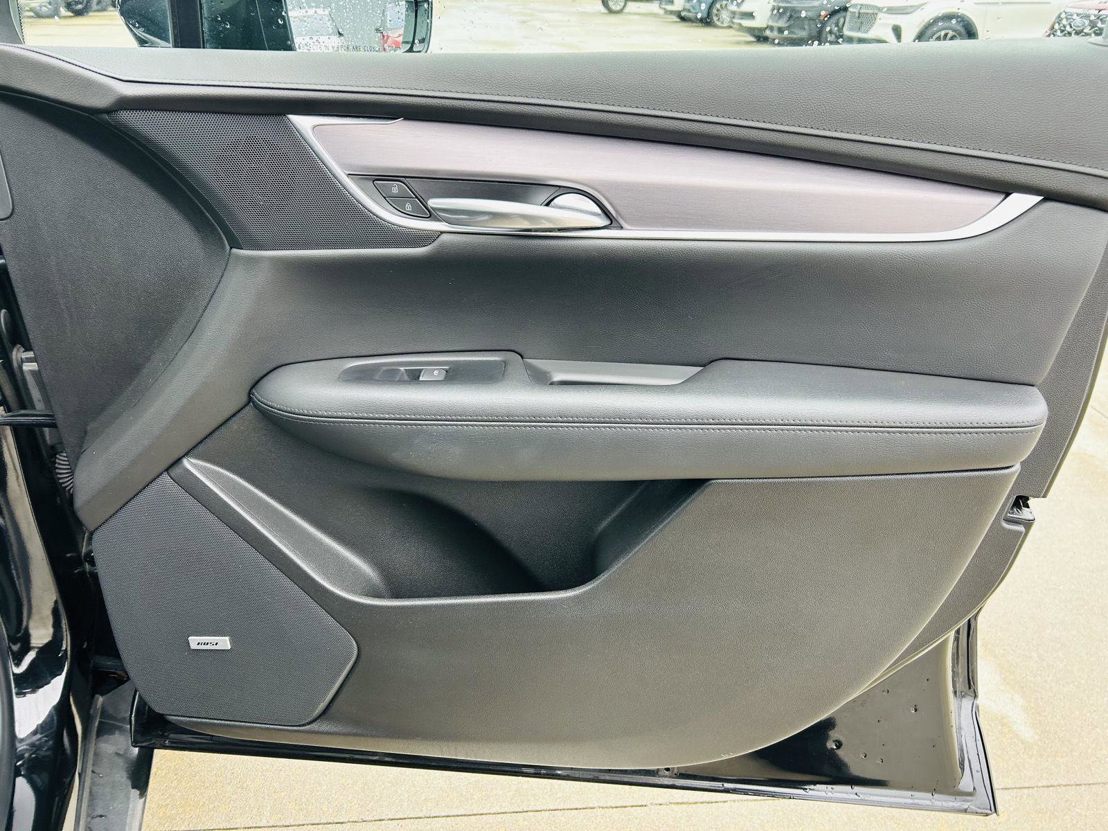 Used 2019 Cadillac XT5 Premium Luxury w/ Driver Assist Package image 34