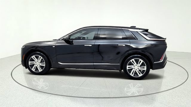 Used 2024 Cadillac Lyriq Tech AWD/4WD image 5