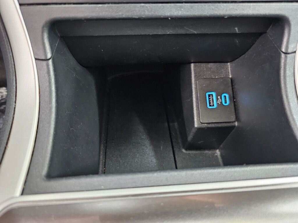 Used 2024 Ford Edge SEL AWD/4WD image 21