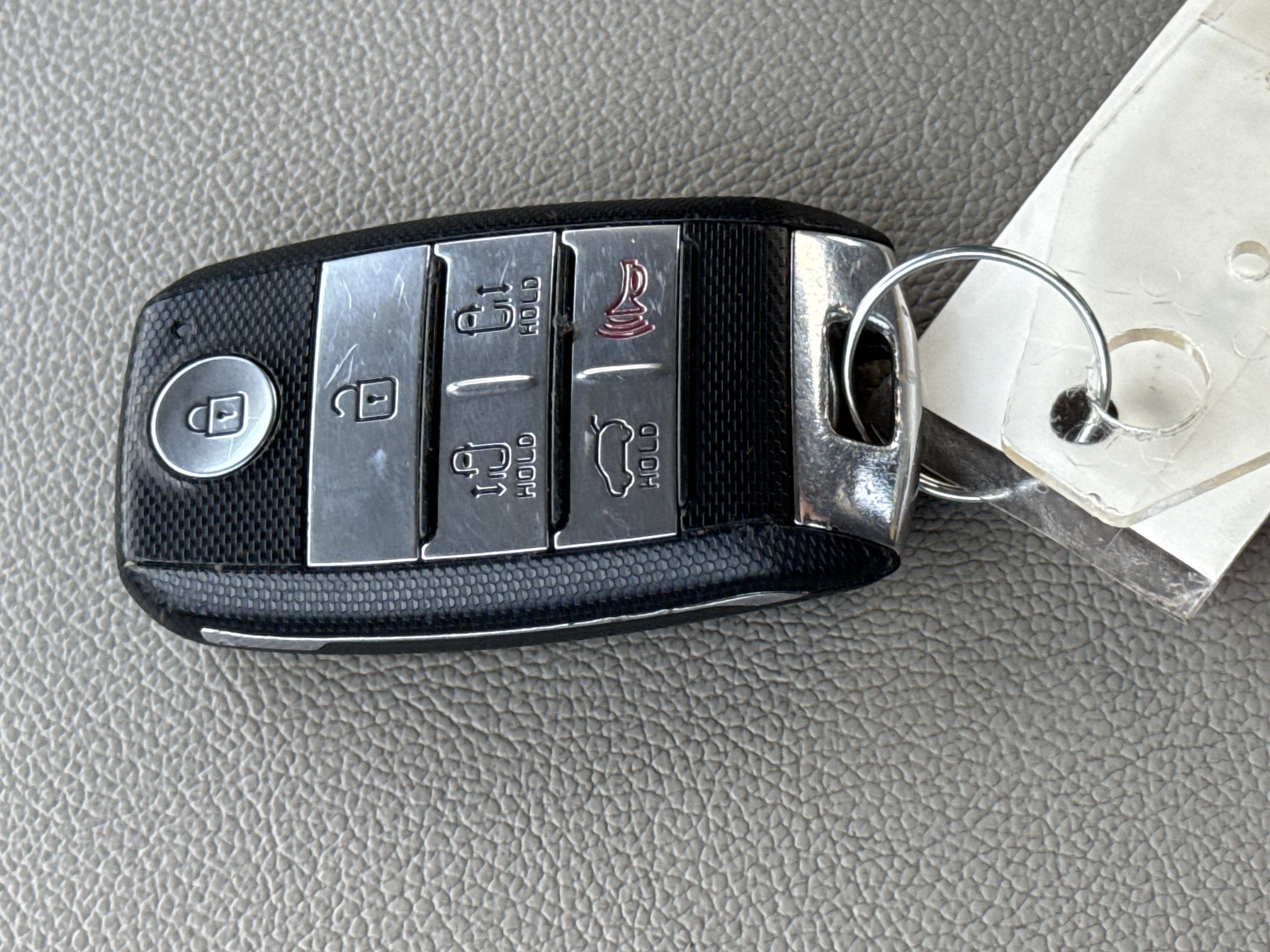 Used 2018 Kia Sedona SX Limited w/ SX Limited Prestige Package FWD image 36