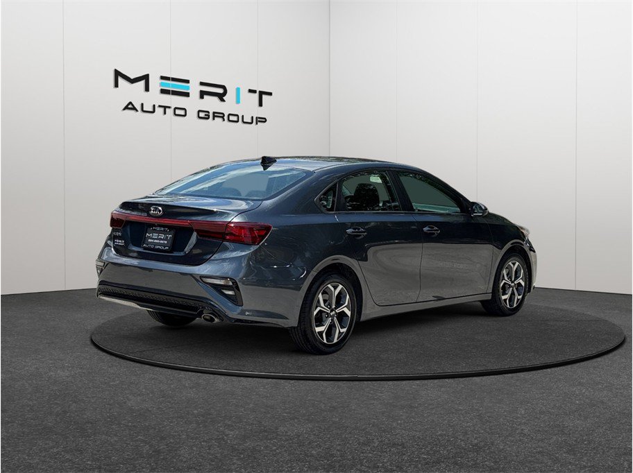 Used 2021 Kia Forte LXS FWD image 9