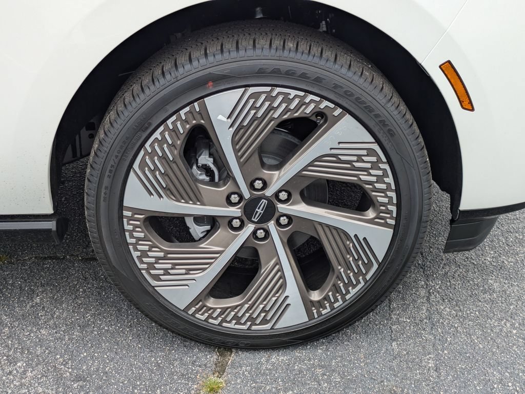 New 2026 Lincoln Navigator L Black Label AWD/4WD image 11
