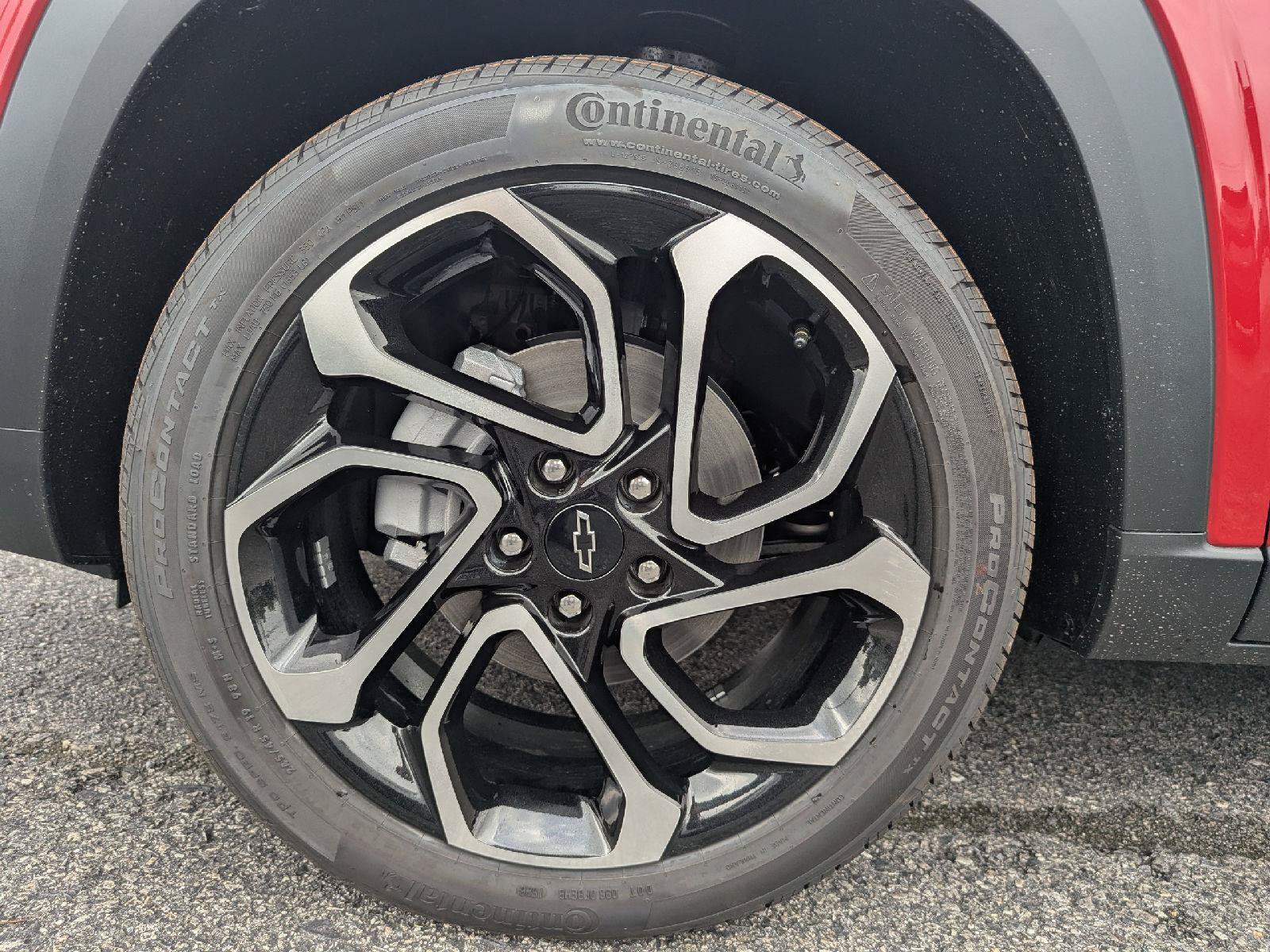 New 2026 Chevrolet Trax RS w/ Driver Confidence Package FWD image 34