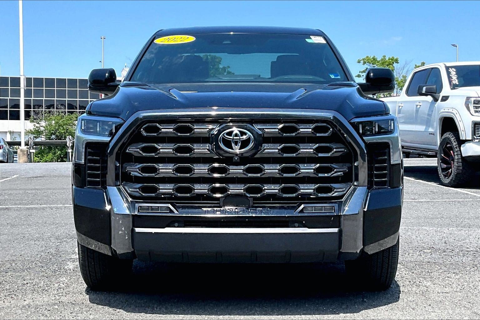 Used 2022 Toyota Tundra Platinum AWD/4WD image 3