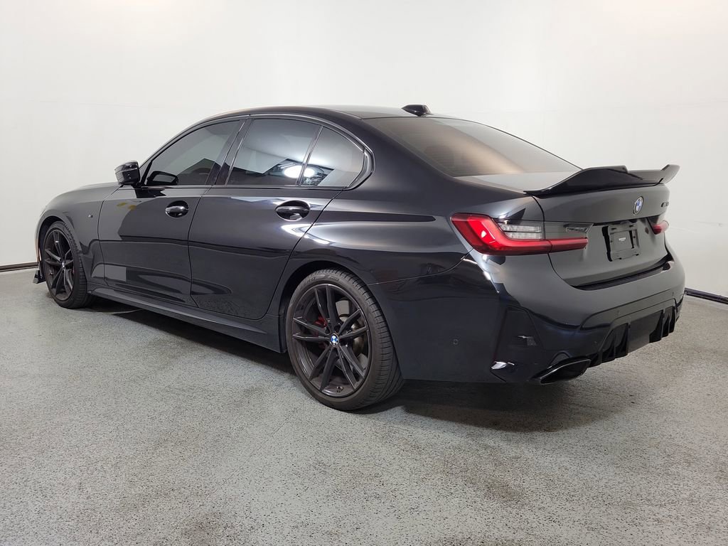 Used 2023 BMW M340i RWD image 5