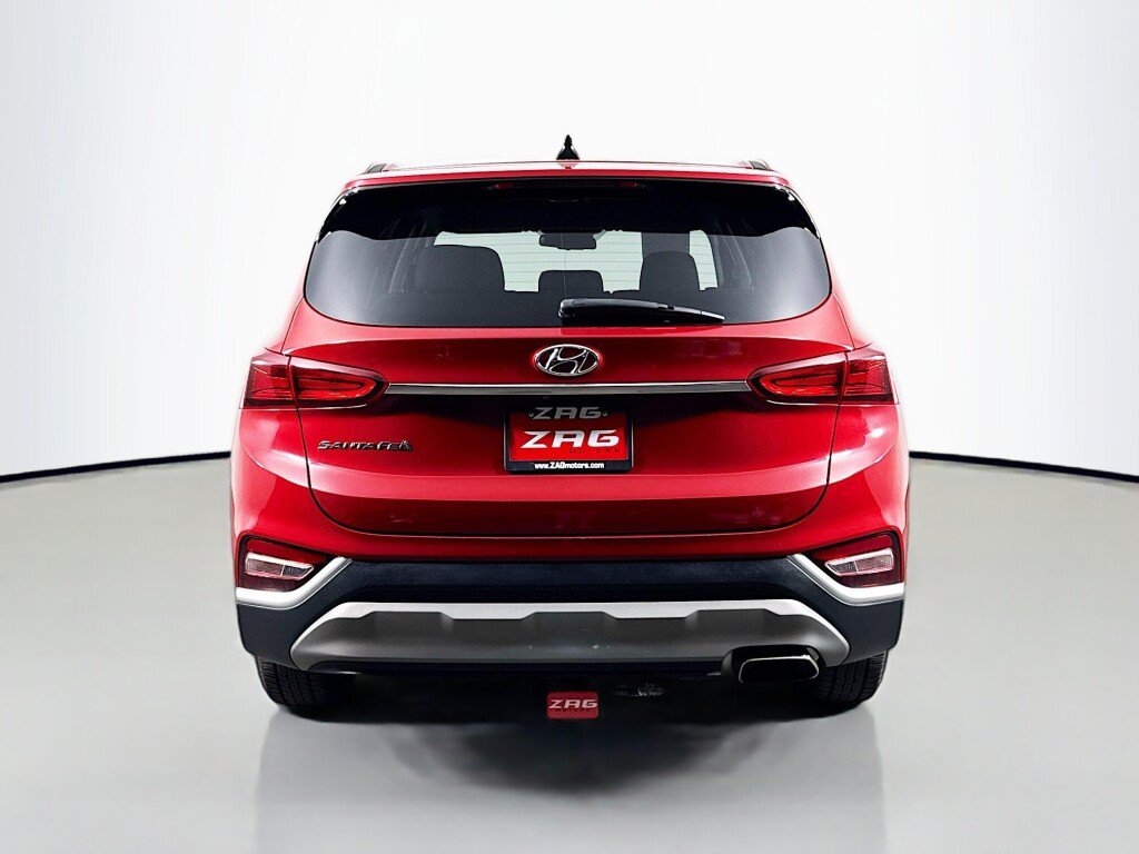Used 2019 Hyundai Santa Fe SE FWD image 4