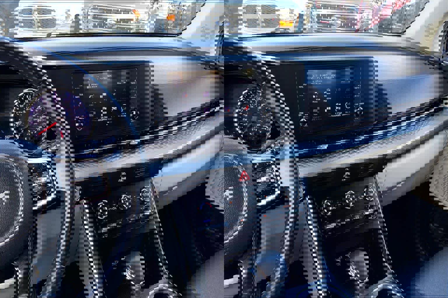 Used 2022 Kia Carnival LX image 6