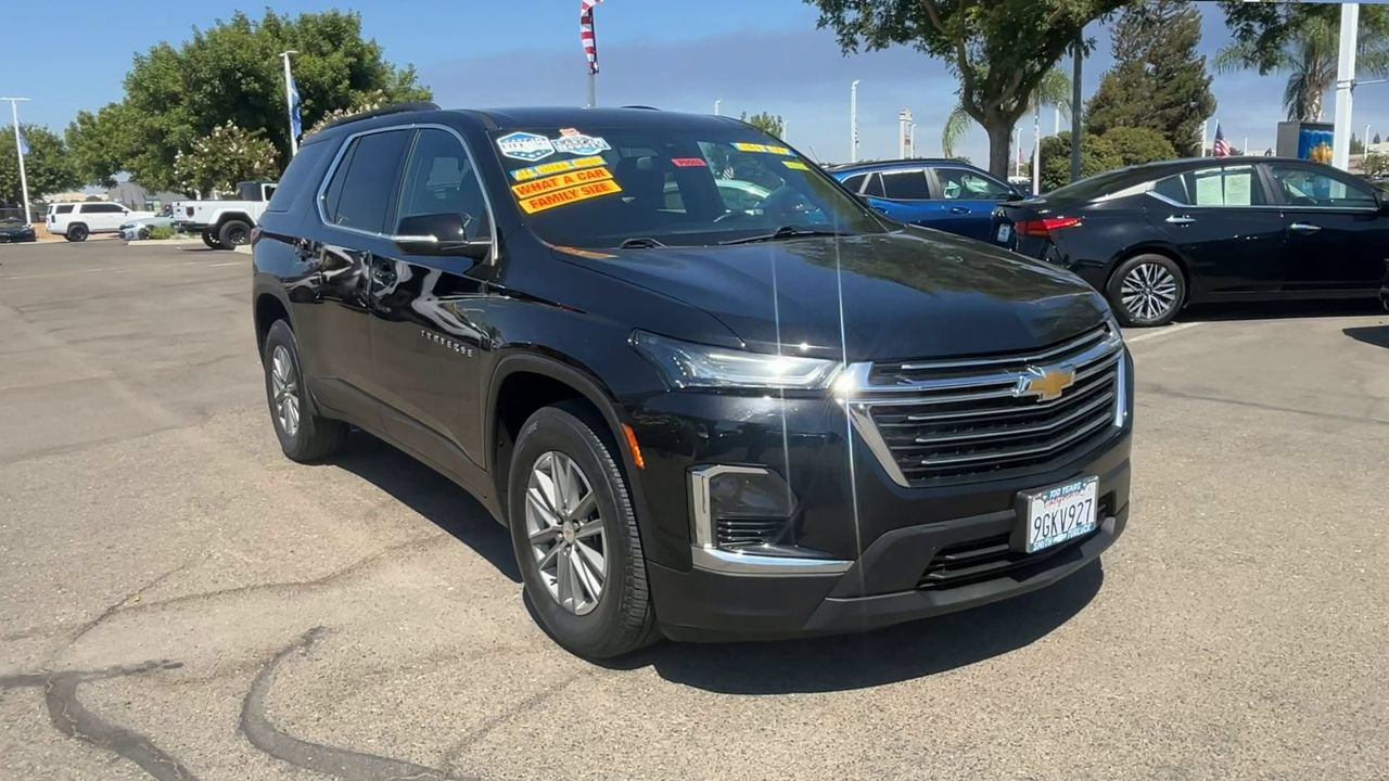 Used 2023 Chevrolet Traverse LT w/ LPO, Cargo Package