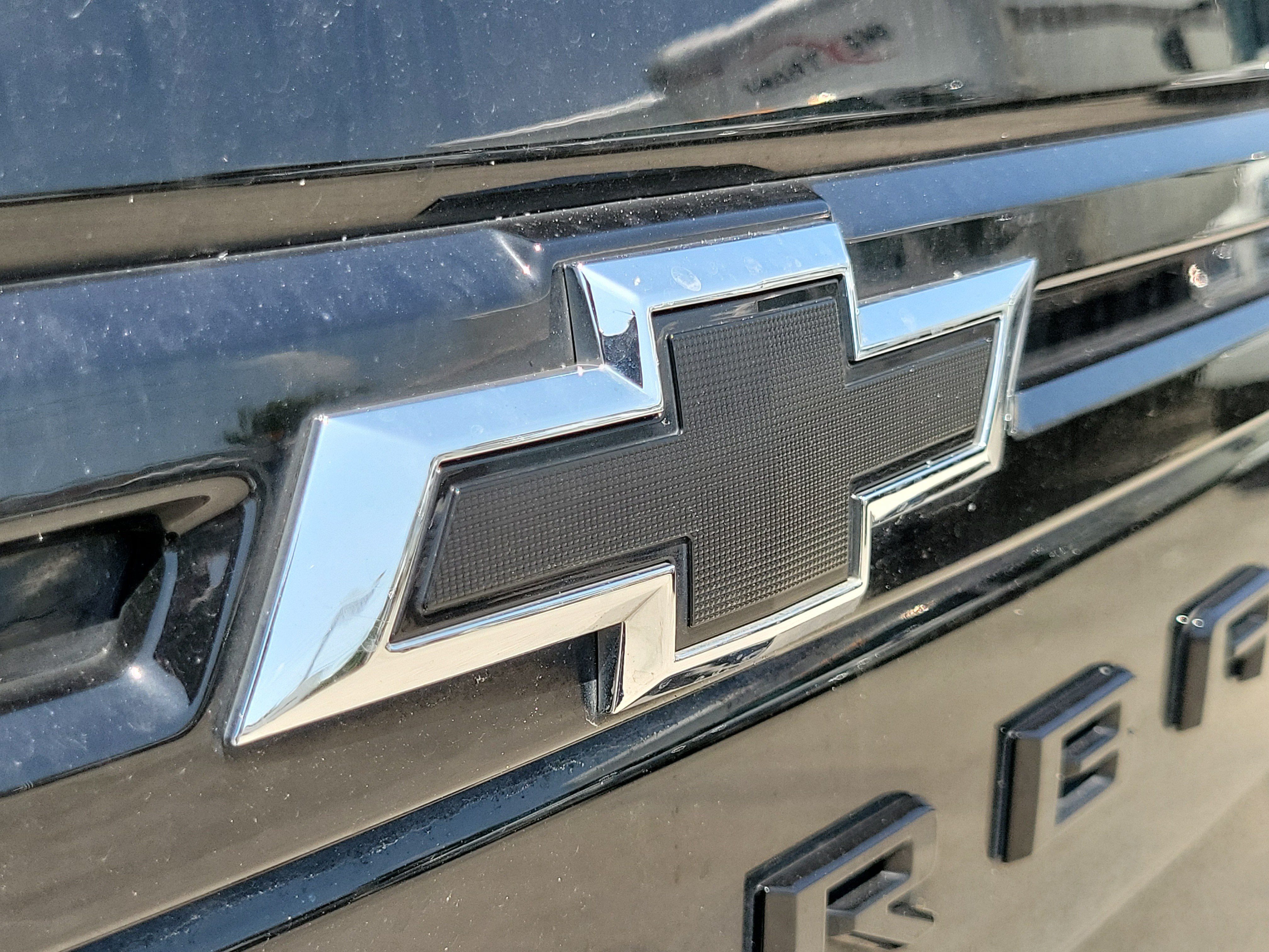 Used 2023 Chevrolet Suburban RST w/ Luxury Package RWD image 10