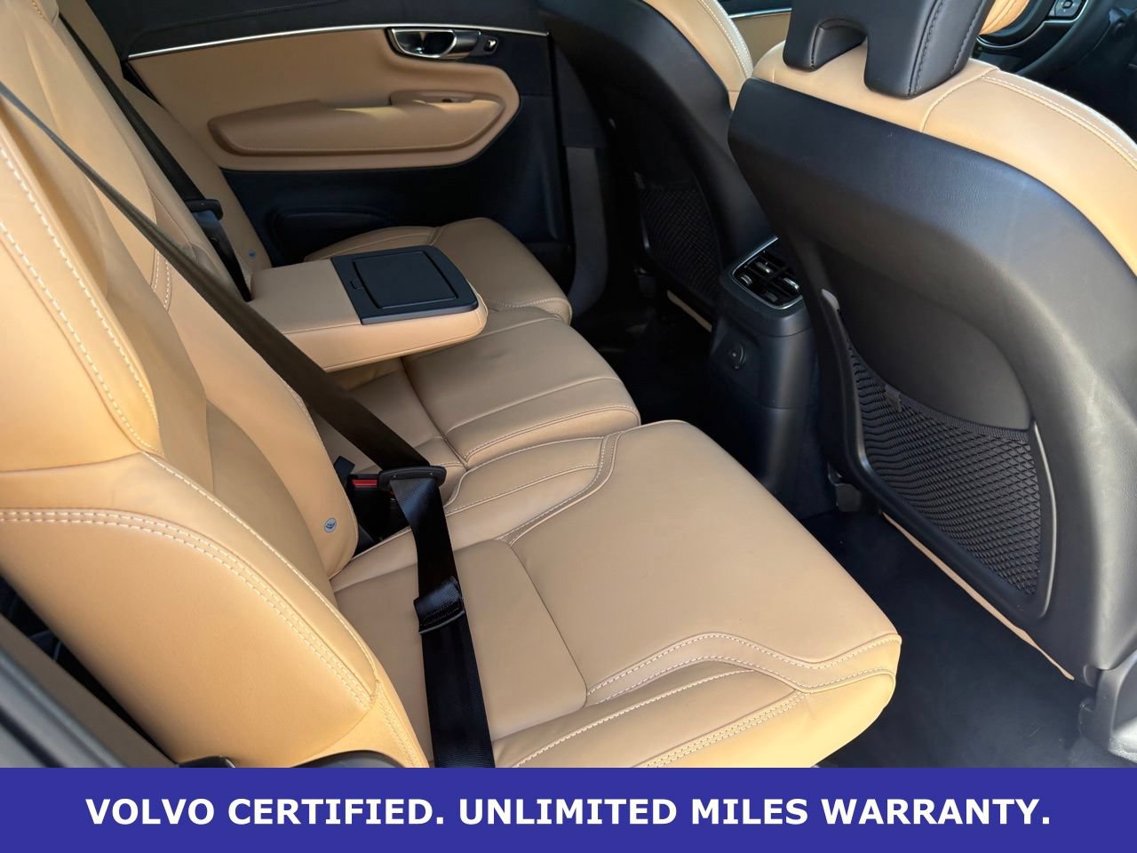 Certified 2025 Volvo XC90 T8 Ultra w/ Protection Package Premier AWD/4WD image 34