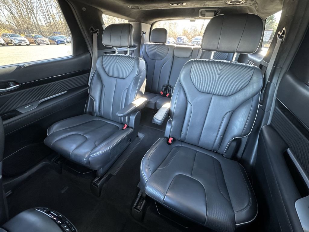 Used 2024 Hyundai Palisade Calligraphy image 39