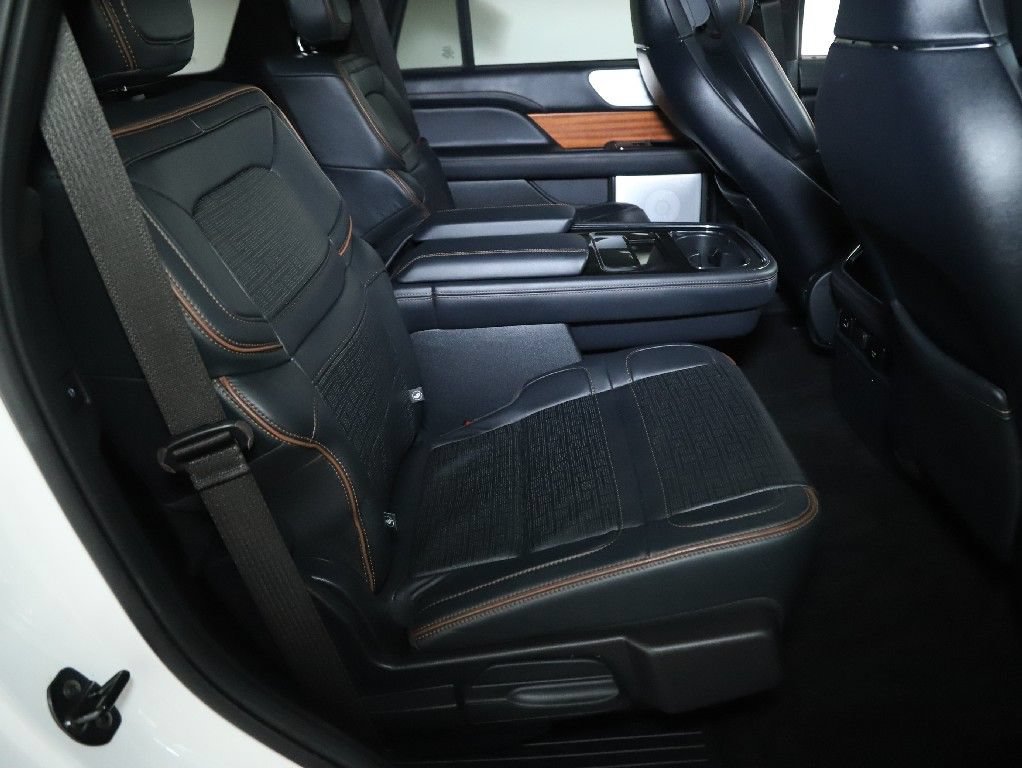 Certified 2023 Lincoln Navigator Black Label AWD/4WD image 37