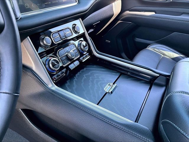 Used 2023 GMC Yukon Denali w/ Max Trailering Package image 21