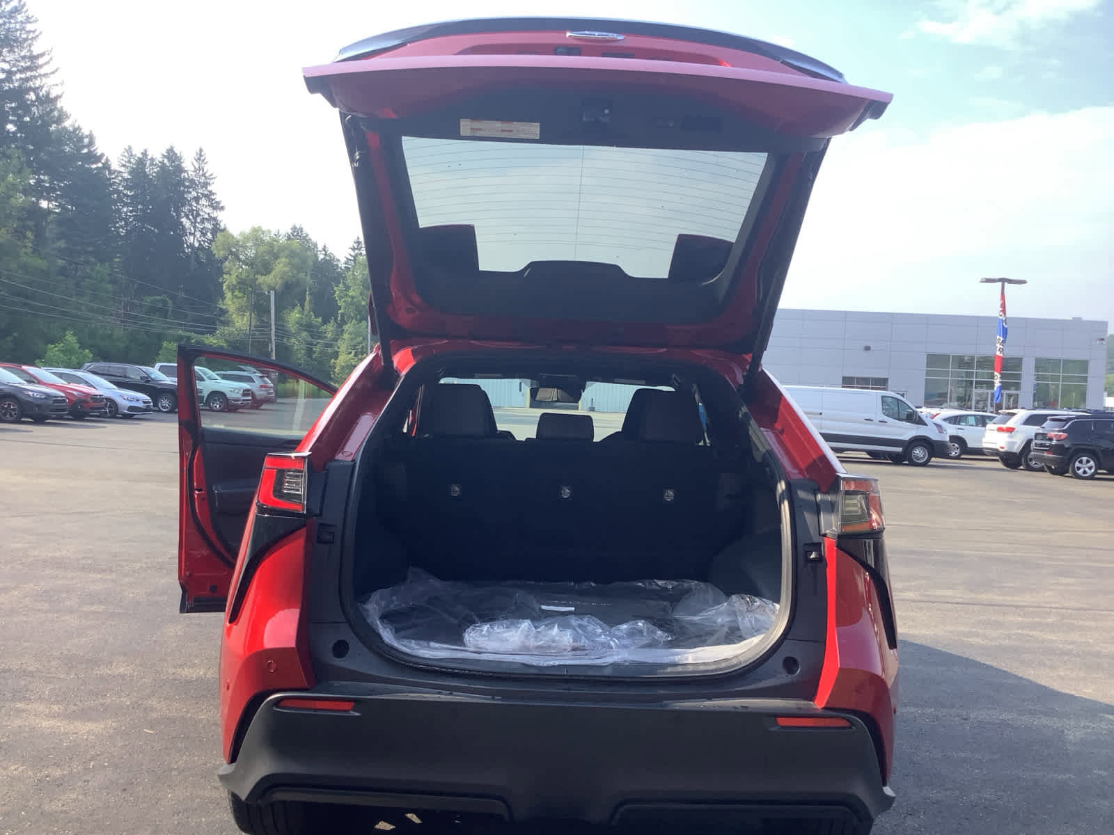 Certified 2023 Subaru Solterra Limited image 27