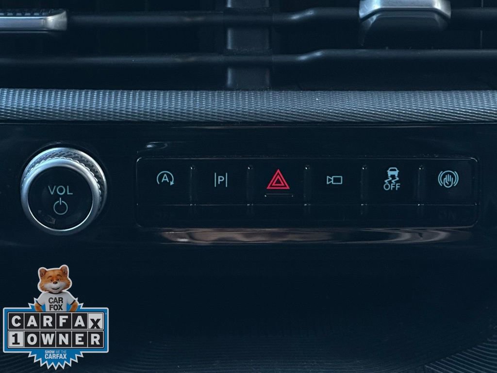 Used 2025 Ford Explorer ST-Line w/ ST-Line Street Pack image 17