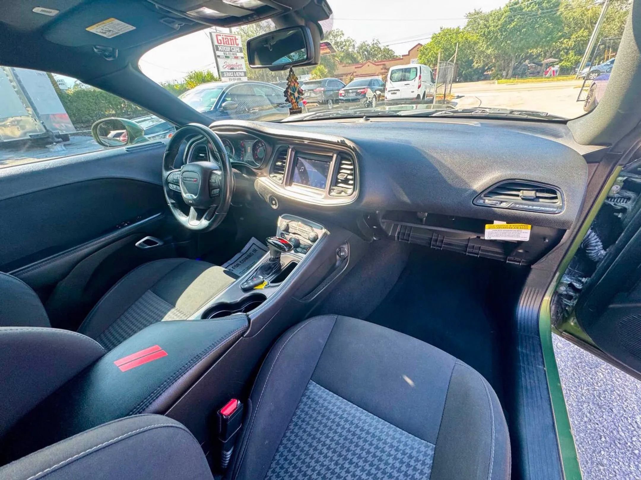 Used 2020 Dodge Challenger R/T RWD image 17
