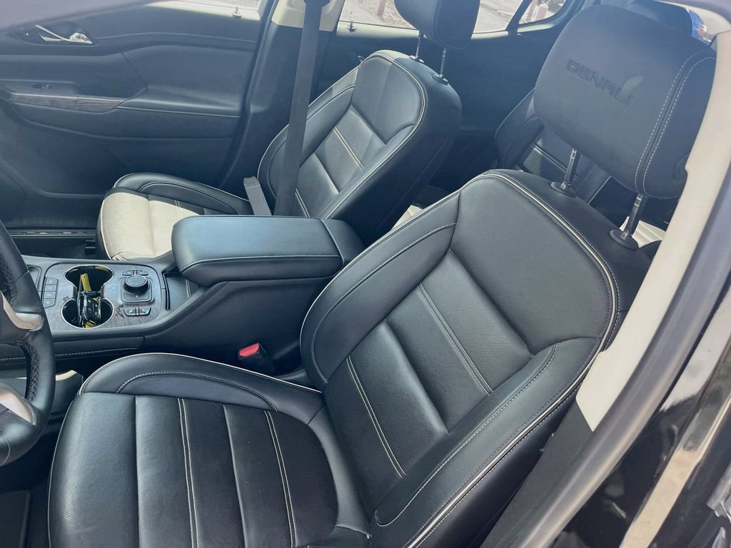 Used 2023 GMC Acadia Denali w/ Black Diamond Edition FWD image 20