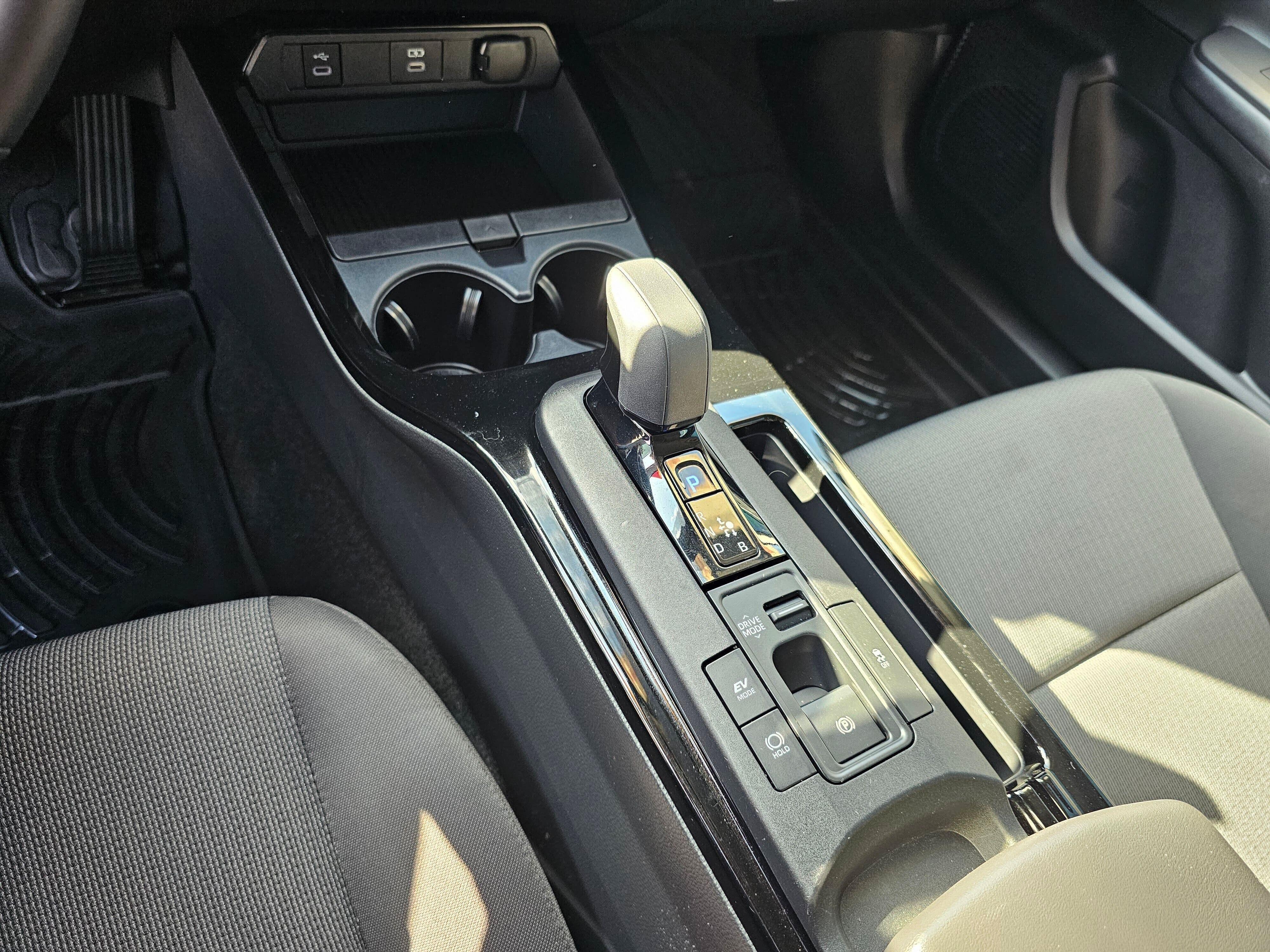 Certified 2023 Toyota Prius LE AWD/4WD image 29