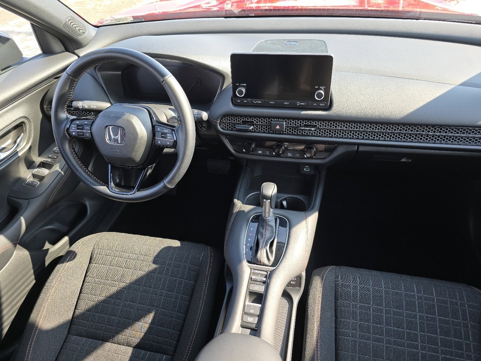 Used 2025 Honda HR-V Sport image 23