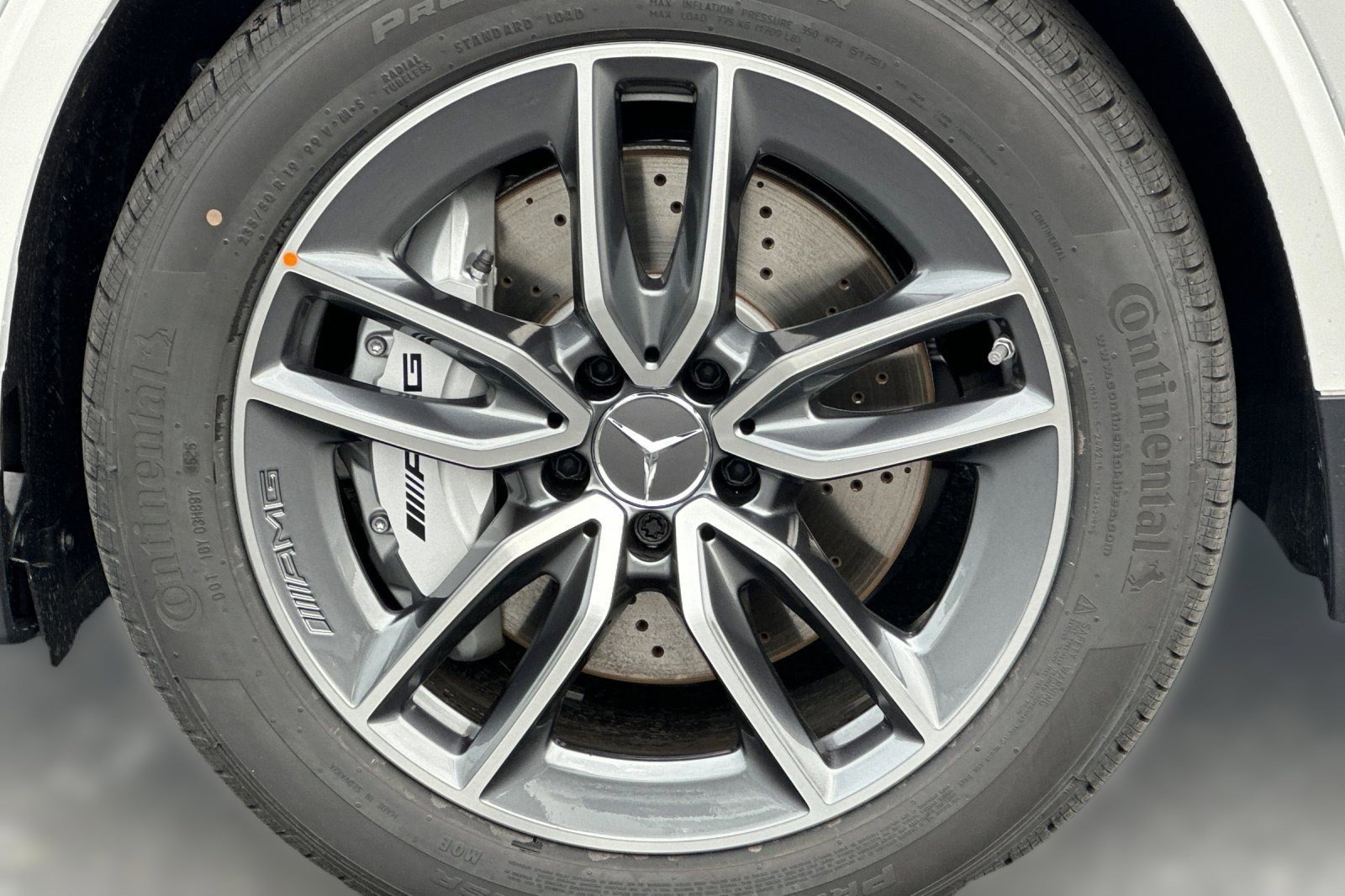 New 2026 Mercedes-Benz GLA 35 AMG 4MATIC image 11