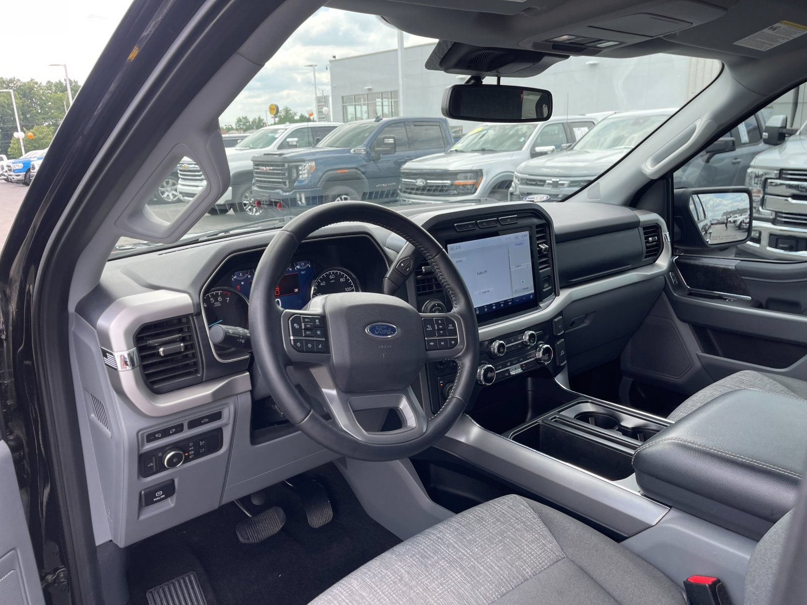 Used 2022 Ford F150 XLT w/ Equipment Group 302A High AWD/4WD image 11
