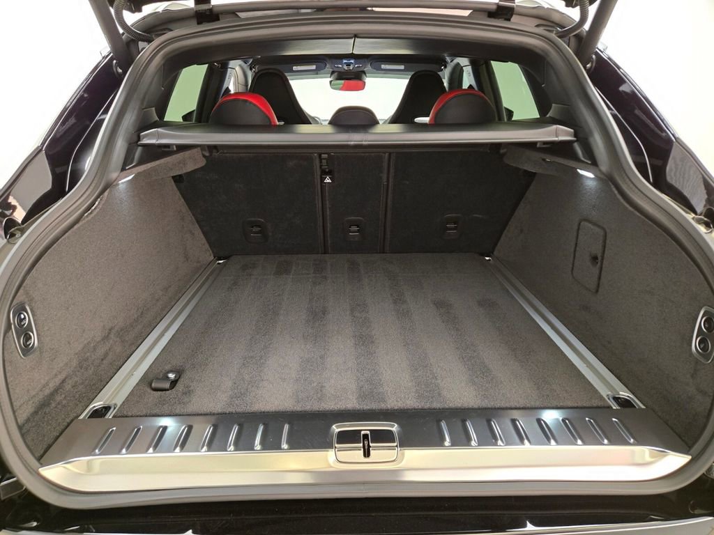 Used 2023 Aston Martin DBX 707 image 24