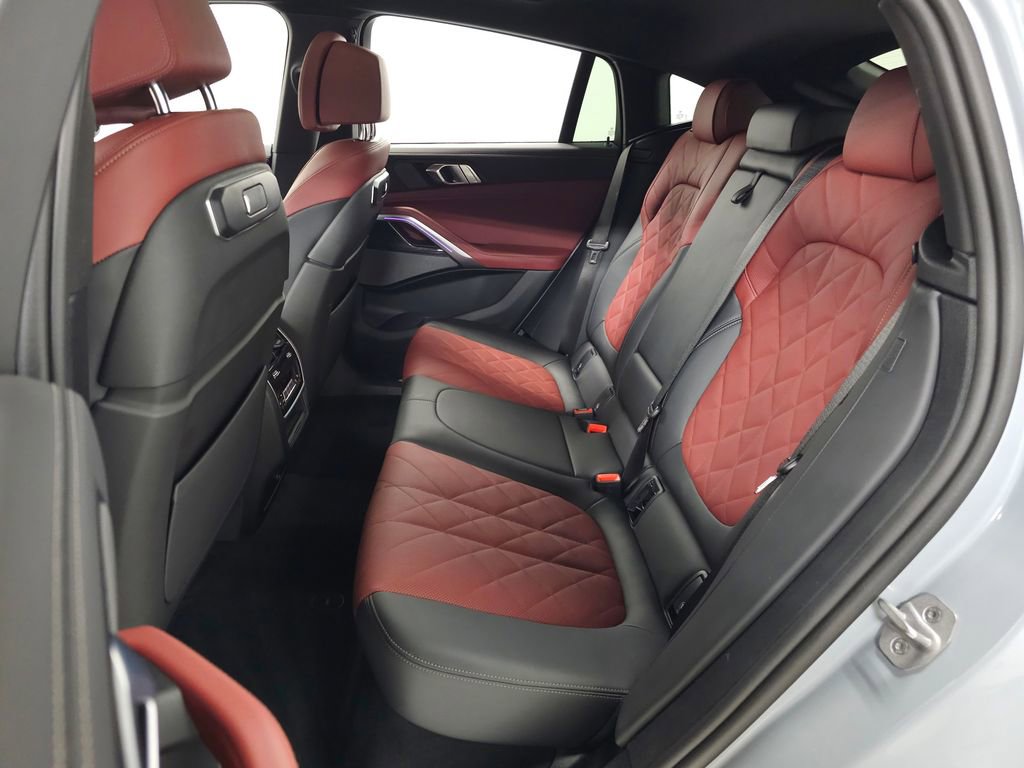 Used 2026 BMW X6 xDrive40i AWD/4WD image 38
