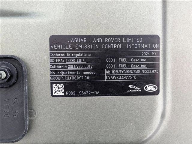 Used 2024 Land Rover Defender 130 S image 29