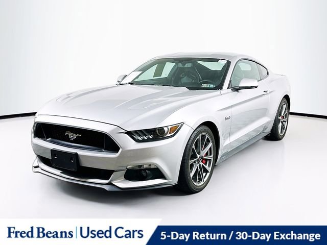 Used 2015 Ford Mustang GT Premium RWD image 3