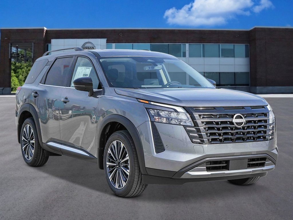 New 2026 Nissan Pathfinder Platinum FWD image 5