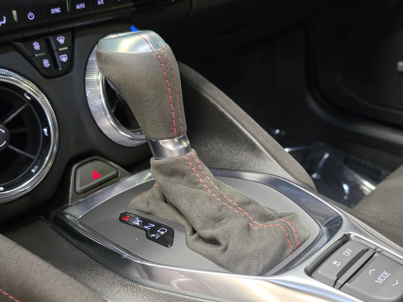 Used 2022 Chevrolet Camaro ZL1 image 27