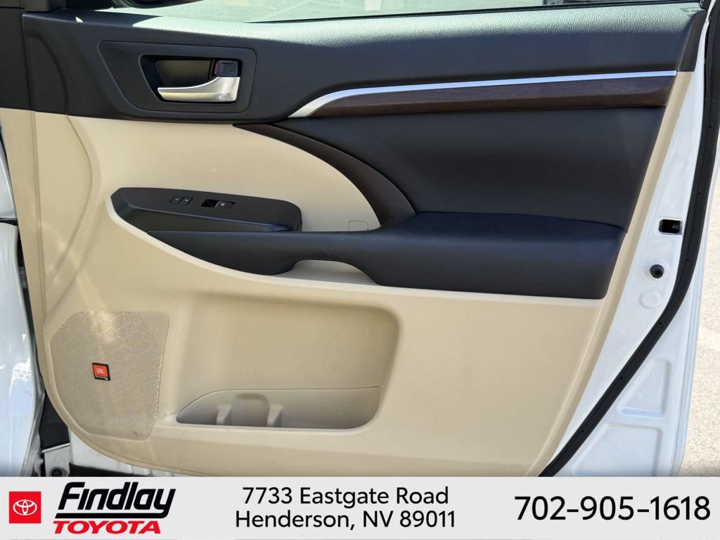 Certified 2016 Toyota Highlander Limited FWD image 16