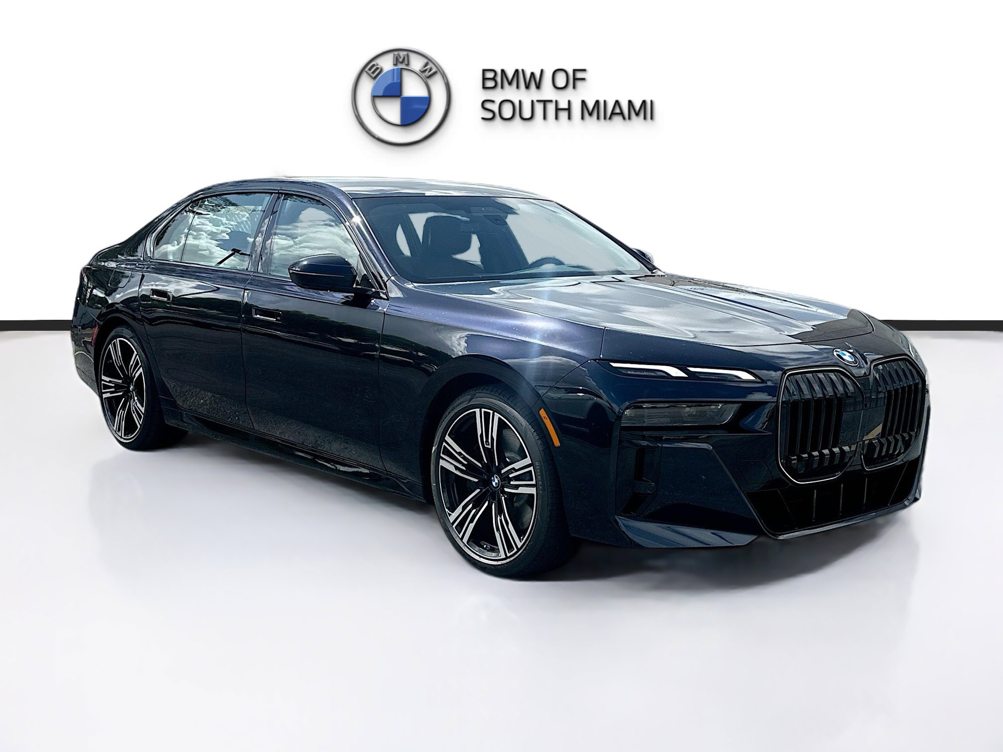 New 2025 BMW 760i xDrive image 1