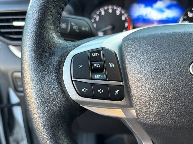 Used 2023 Ford Explorer XLT AWD/4WD image 22